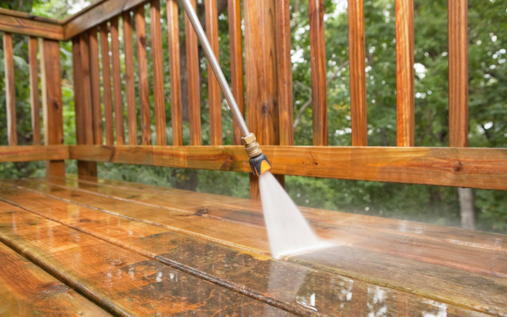 Pressure washing in North Port